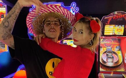 Justin Bieber y Hailey Baldwin se besan y huyen del coronavirus