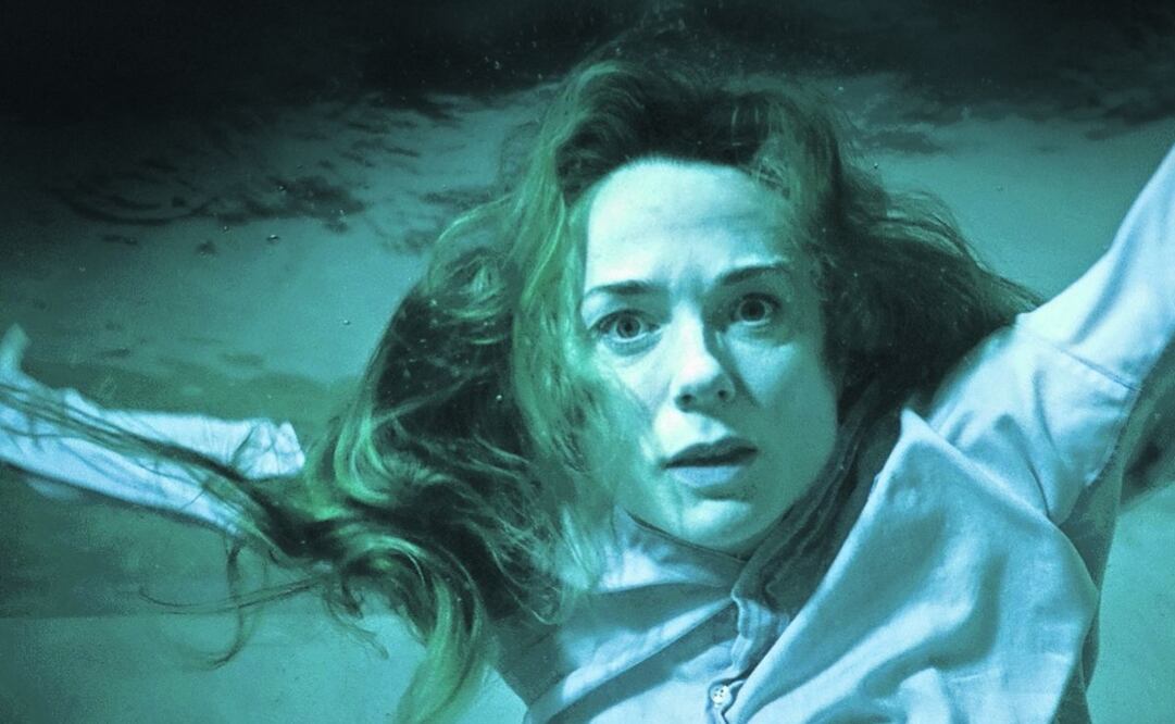 La actriz Kerry Condon da vida a Eve Waller, una experta nadadora, que solía tenerle miedo al agua. Foto: Universal Pictures