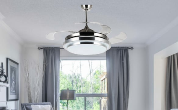 Compra aquí: Ventilador de techo con lámpara Megaluz