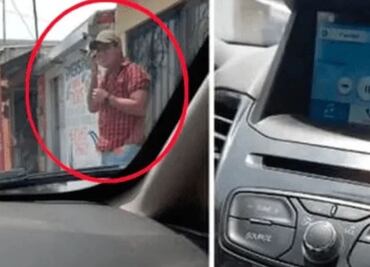 Hombre sale de su auto para escuchar mensaje de su amante, el Bluetooth lo delata