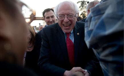 Sanders le pisa los talones a Clinton, según encuesta