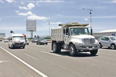 Coctel de peligros en la Autopista México-Pachuca