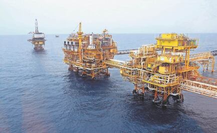 Pemex prevé perforar 78 pozos exploratorios este año y aumentar la producción de petróleo
