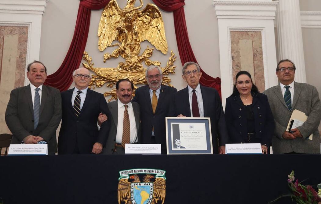 Carlos Agustín Escalante, Francisco Valdés Ugalde, Lic Juan Francisco Ealy Ortiz, Enrique Graue, Cuauhtémoc Cárdenas, Mónica Barrera Rivera y Ernesto Velázquez  Foto: Berenice Fregoso