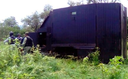 Fotos. Guardia Nacional asegura un "tanque" artesanal del narco