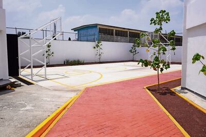 Ciudad Neza abre refugio temporal