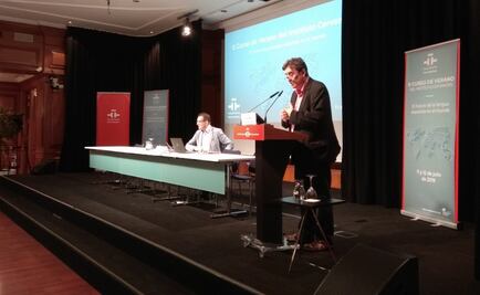 Español, seducción democrática frente a "brotes neonazis": García Montero