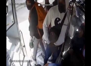 VIDEO: Asaltan a pasajeros de transporte público en Amozoc, Puebla