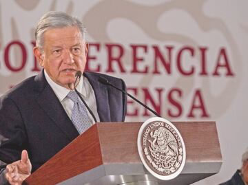 AMLO niega persecución contra García Alcocer