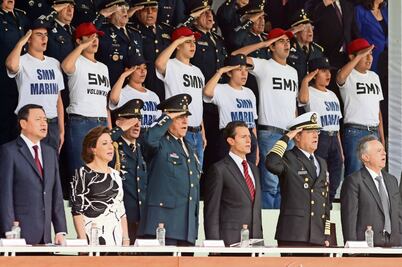 Peña anuncia estrategia contra robo de gasolina en todo el país