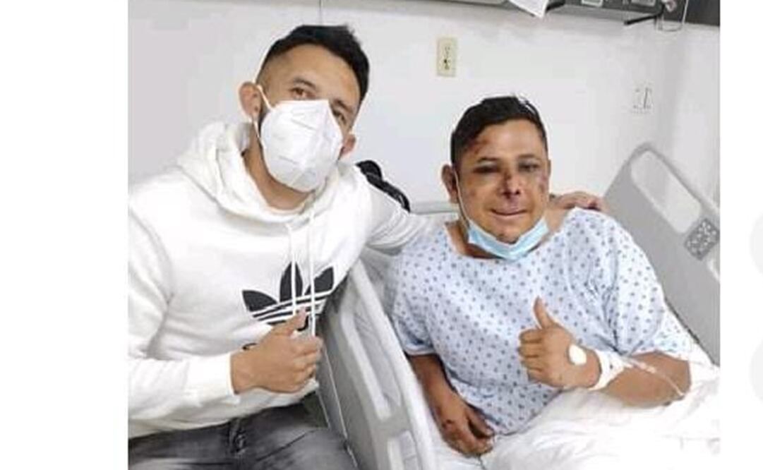 El arquero colombiano se tomó fotografías con algunos aficionados heridos - FOTO: Especial