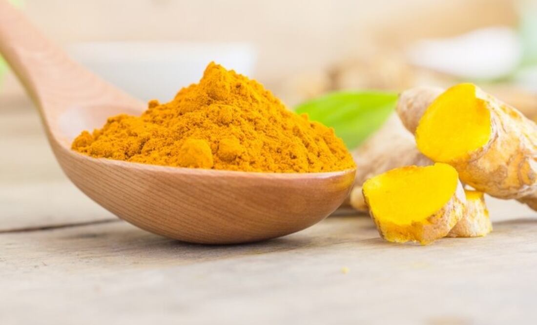 Descubre los beneficias de la cúrcuma para la salud. Fuente: Freepik
