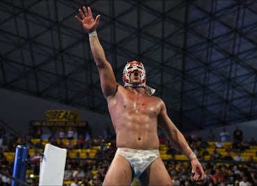 Dragon Lee no se quitaría la máscara para entrar a la WWE