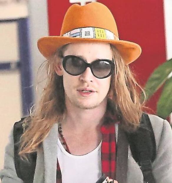 Ellos salieron ¡con estrellas porno!