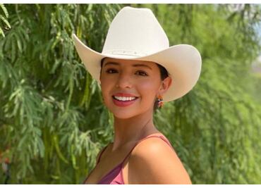 Ángela Aguilar presume nuevo corte de cabello en los Latin Grammy 2021