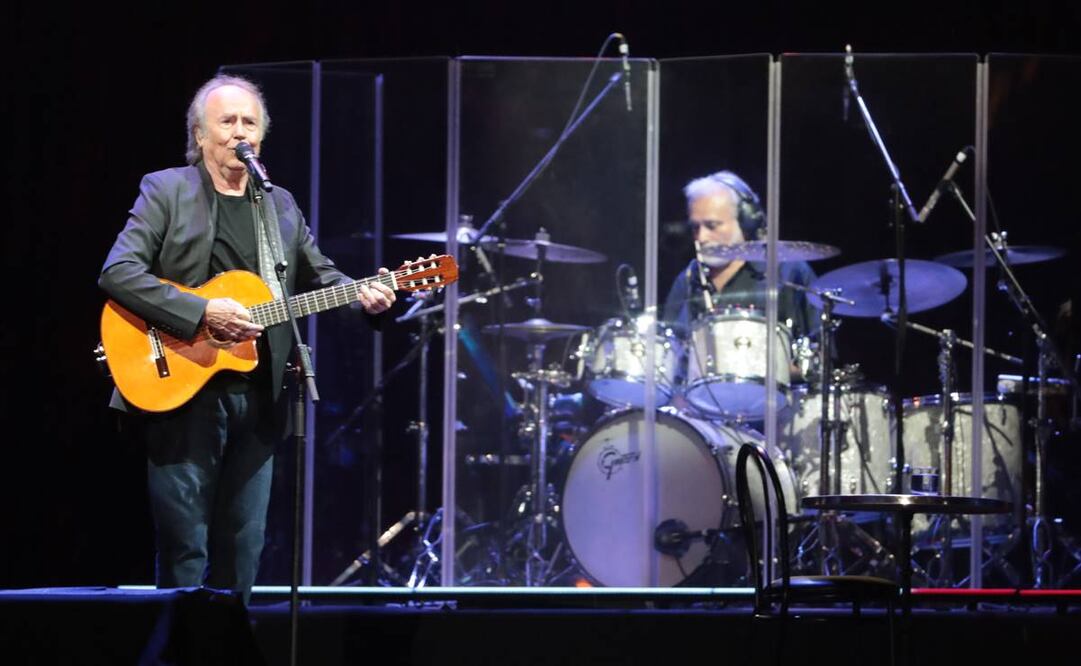 Al ceder la lluvia, el cantante agradeció a Tláloc por “ser bueno”. Foto: Juan Boites / EL UNIVERSAL