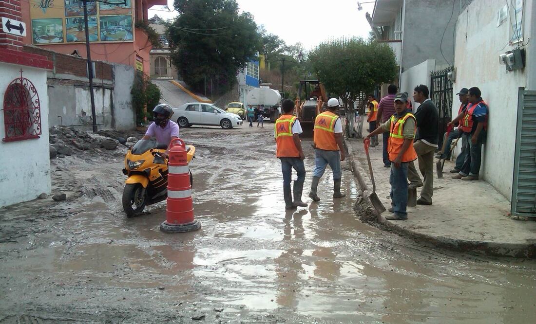 El presidente municipal señaló que pese a la intenso lluvia no se tiene reporte de personas lesionadas o pérdidas humanas (ARCHIVO EL UNIVERSAL)