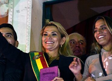 Tribunal Constitucional avala a Jeanine Añez como presidenta interina de Bolivia