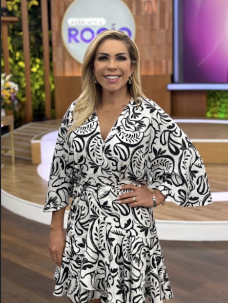 La combinación blanco y negro es un clásico de la moda. Foto: Instagram @rocio_sazuara