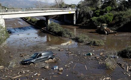 ​Aumentan a 15 los muertos por deslaves en California