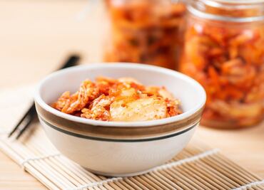Así de fácil se puede preparar kimchi en casa