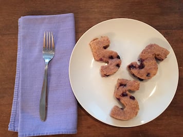 Conoce qué alimentos no deben consumir los niños en el desayuno