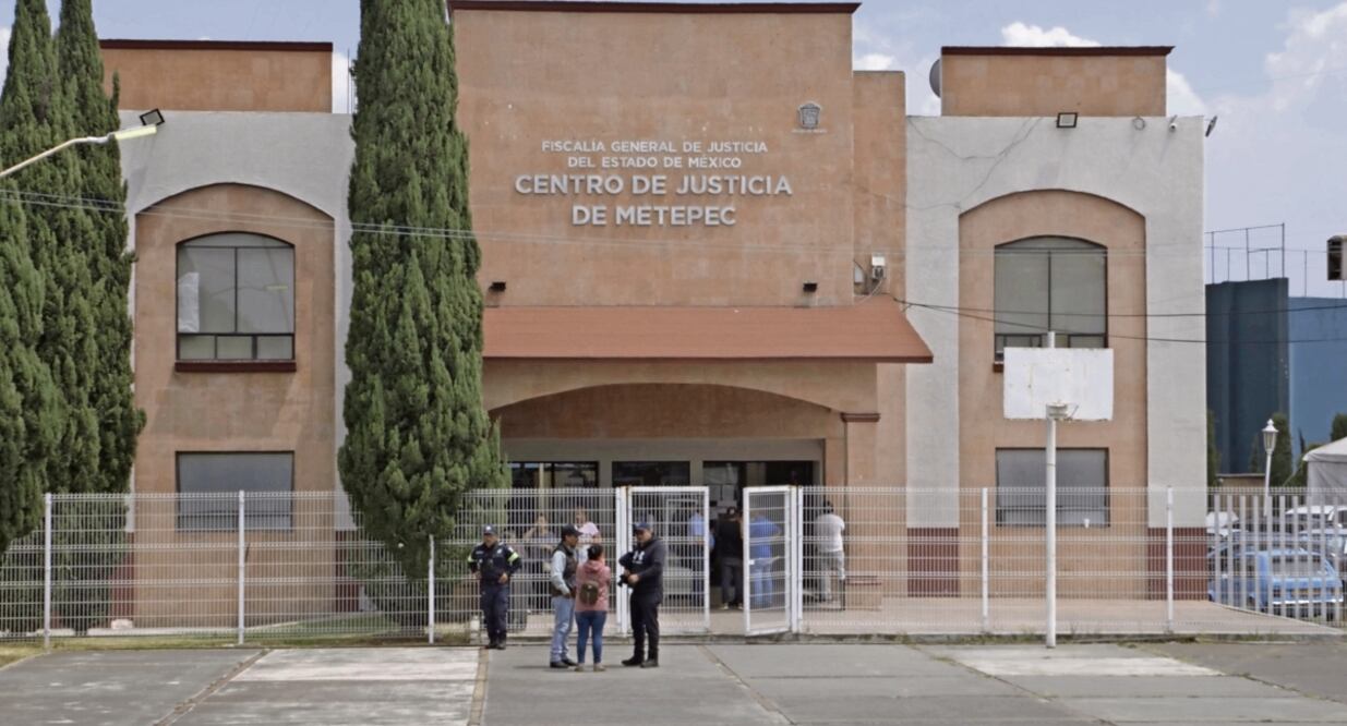 Los tribunales y juzgados de Metepec no han atendido el caso de Jaqueline Vázquez, que según su padre, es víctima de violencia por parte de su madre. Foto: Paola Reyes | El Universal