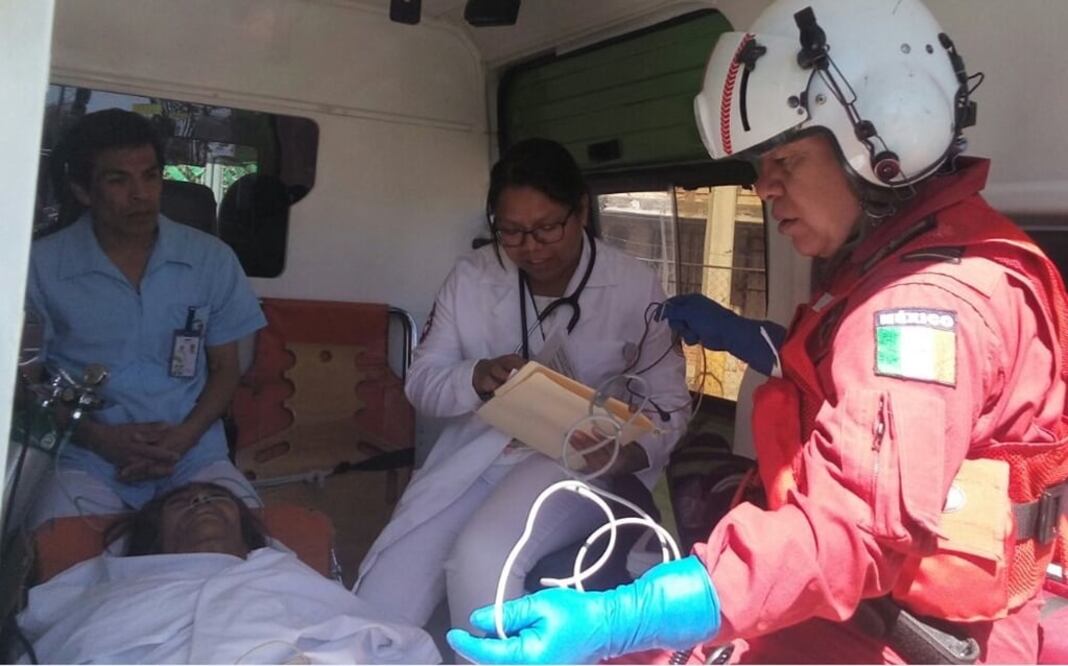 José Castillo fue rescatado por elementos de Protección Civil y llevado al hospital Belisario Domínguez de Iztapalapa. Foto: Especial