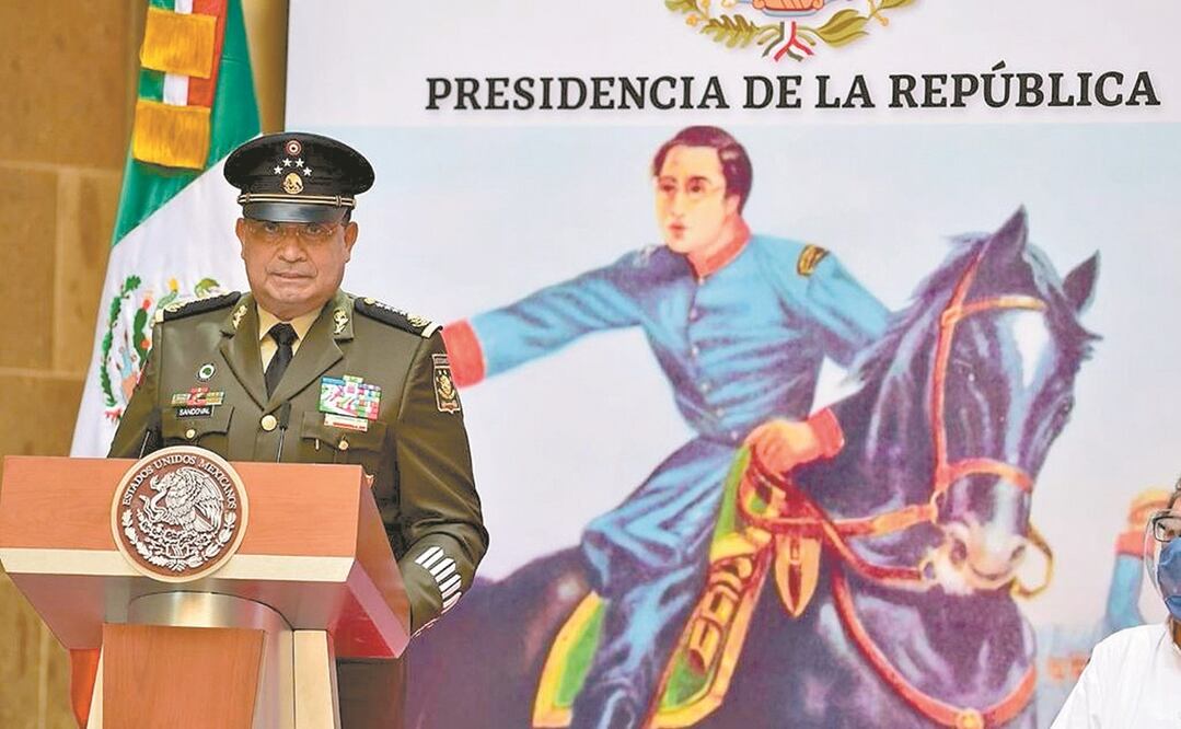 El general Luis Cresencio Sandoval dijo que la unión es una gran fuerza que actúa en momentos decisivos. Foto: PRESIDENCIA