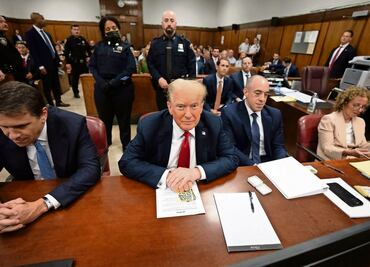 Interrogan a Trump previo a sentencia por caso Stormy Daniels; "fue educado", dicen medios