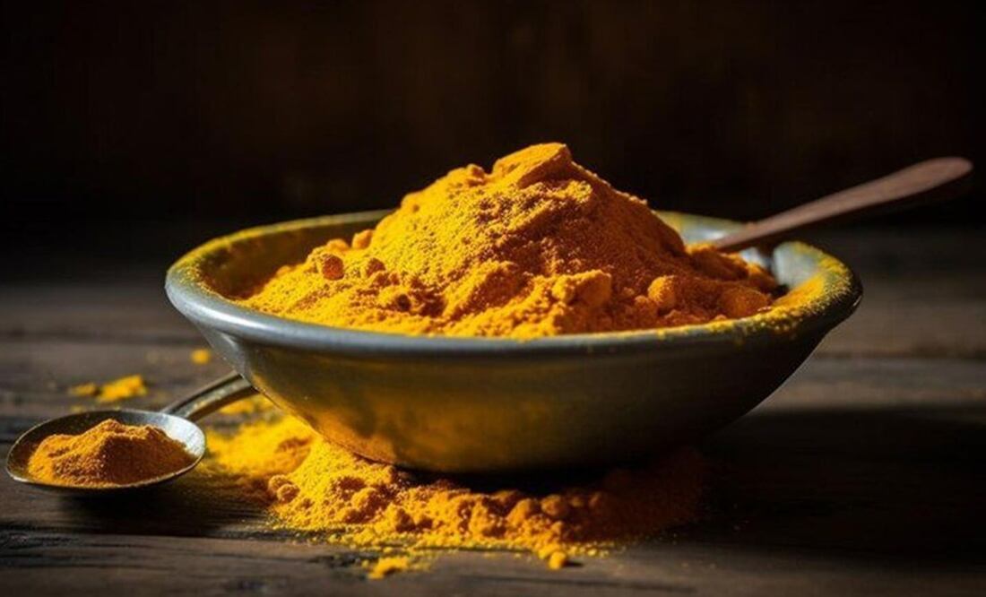 La cúrcuma proviene de una planta similar al jengibre. Foto: Freepik