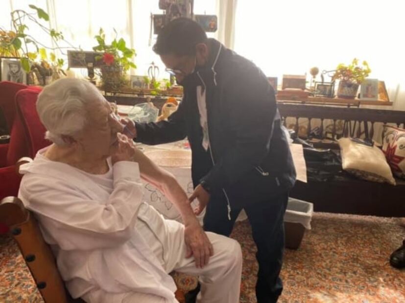 Ignacio López Tarso recibe la primera dosis de la vacuna contra Covid-19