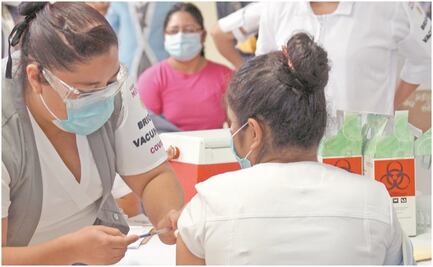 Aseguradoras se reservan coberturas por efectos de vacunas contra el Covid-19 y dióxido de cloro