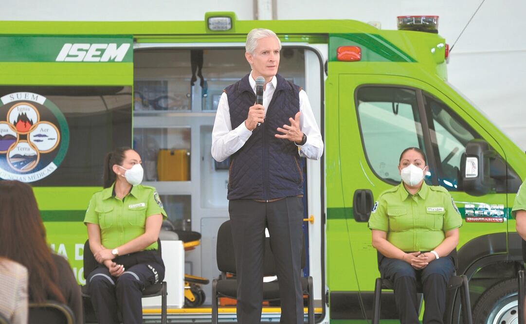 Alfredo Del Mazo exhortó a la población mexiquense a acudir a vacunarse. Foto: Especial.