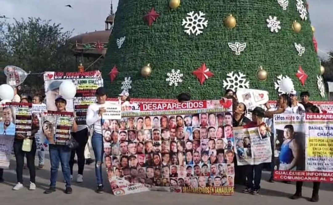 Protesta colectivo desaparecidos previo a Navidad (23/12/2025). Foto: Especial