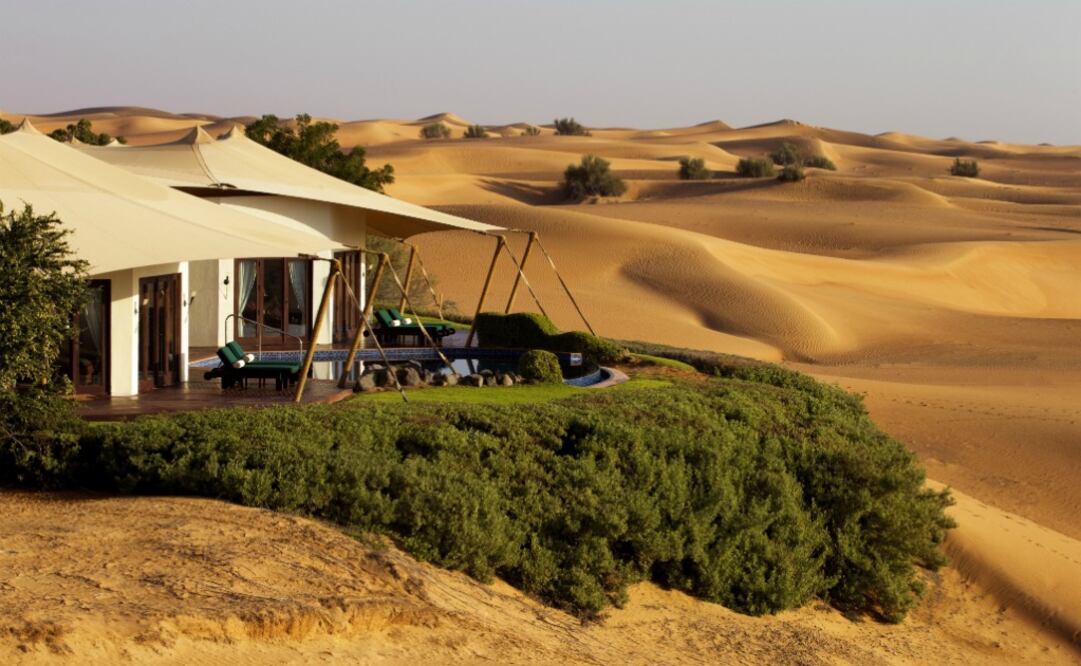La selección de recorridos guiados propone paseos en vehículos todoterreno, en camello o cabalgatas. (Foto: Cortesía Al Maha Resort)