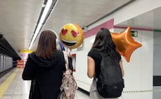 Día del Amor y la Amistad: Metro pide no ingresar con globos metálicos o inflados con helio; podrían caer a vías y generar un corto circuito