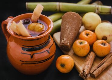 ¿Qué ingredientes debe llevar el ponche?