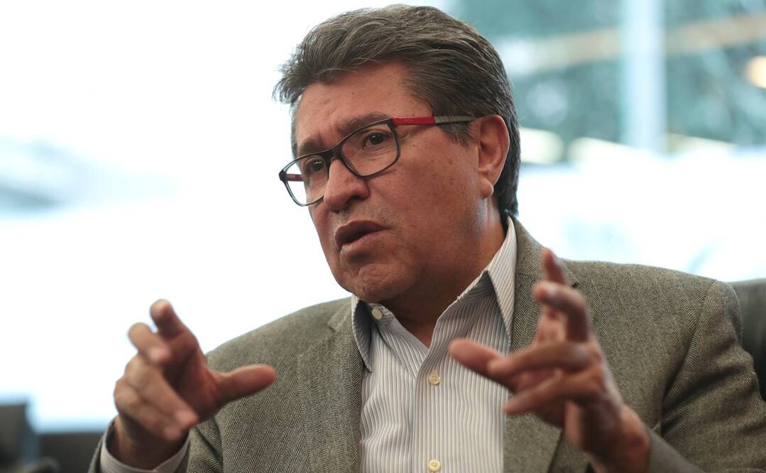 El senador de Morena, Ricardo Monreal, ve limitaciones para que los ciudadanos puedan votar en revocación de mandato. Foto: Archivo/EL UNIVERSAL