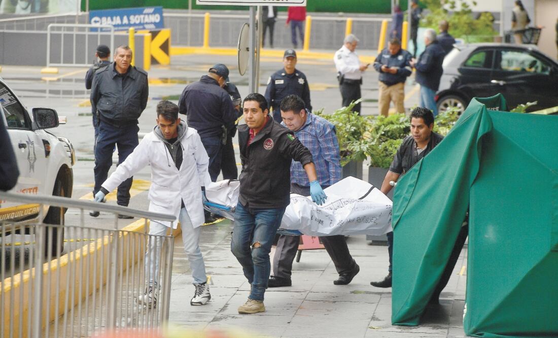 Deceso. El uniformado al parecer era un comandante con muchos años de experiencia en Huixquilucan. Foto/HUGO GARCÍA. EL UNIVERSAL