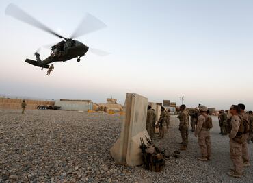 Retiro de tropas en Afganistán sería "a riesgo" de EU, asegura el Pentágono