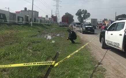 Abandonan cadáver descuartizado sobre la México-Pachuca