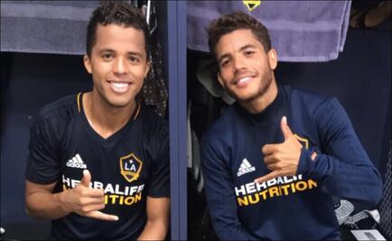 Hermanos Dos Santos, lucen la nueva piel del LA Galaxy