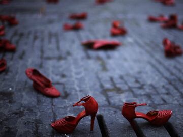 Women face kidnap attempts in Mexico City's Metro