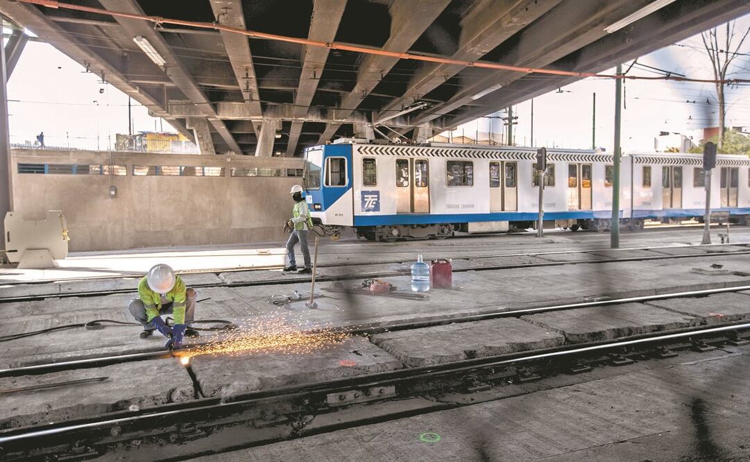 Autoridades capitalinas informaron que la rehabilitación de las vías terminará el 31 de diciembre de este año. Foto: GERMÁN ESPINOSA. EL UNIVERSAL