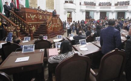 Por plenaria de Morena, Congreso de CDMX frena actividades del día