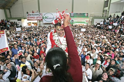 Los Yunes: uno ofrece salud y otro seguridad