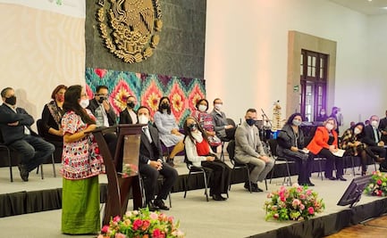 Señalan falta de salarios dignos y espacios para la radio comunitaria