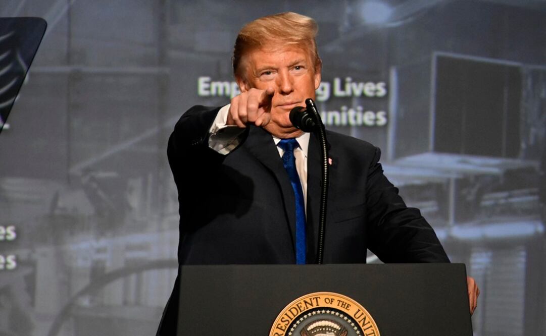 El presidente estadounidense, Donald Trump, pronuncia un discurso durante la Convención Nacional de Contratistas Eléctricos, en Filadelfia, Pensilvania (Foto: EFE)
