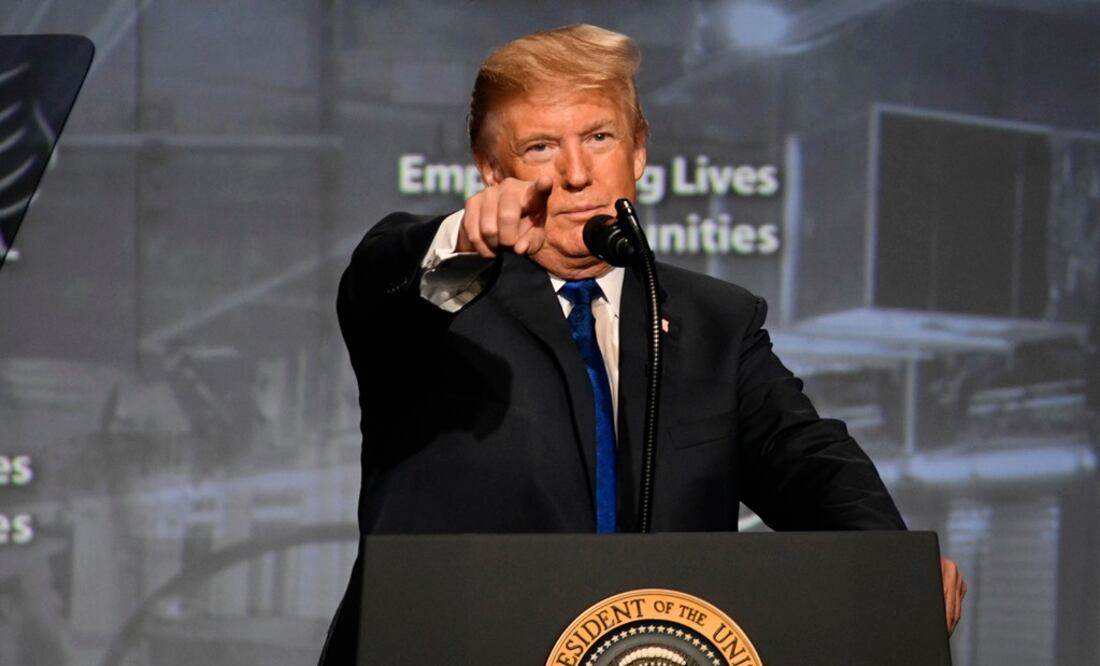 El presidente estadounidense, Donald Trump, pronuncia un discurso durante la Convención Nacional de Contratistas Eléctricos, en Filadelfia, Pensilvania (Foto: EFE)